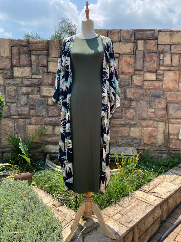 Ebony with Blush Strelitzia Long Kimono - Dandelion Lifestyle